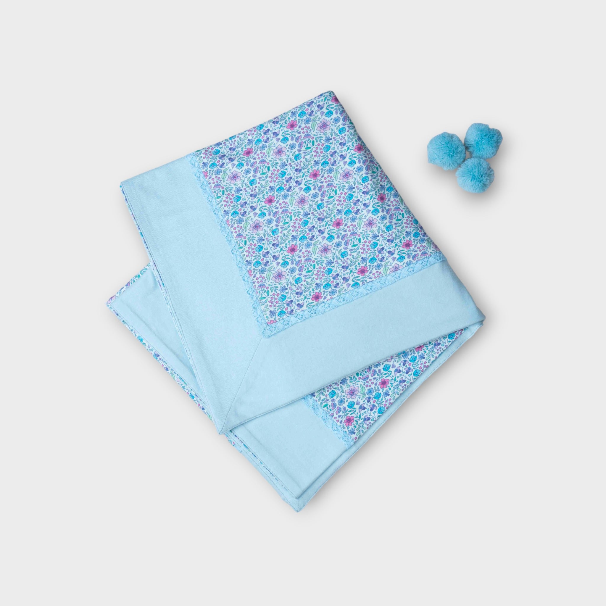 DOUBLE LAYER BLANKET WITH SOFT LACE INSERT | DITSY BLUE